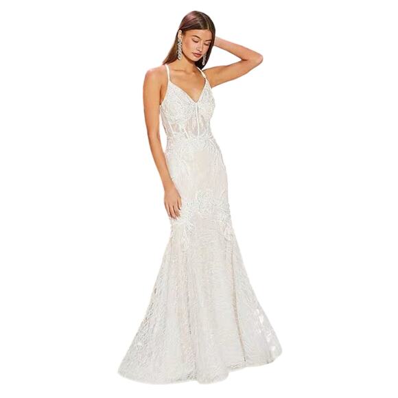 GB V-Neck Lace-Up Back Embroidered Lace Mermaid Gown Size 11 - Picture 3 of 11